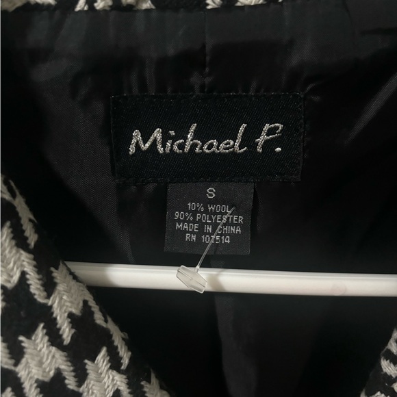 Michael P Coat black and white - Picture 2 of 3